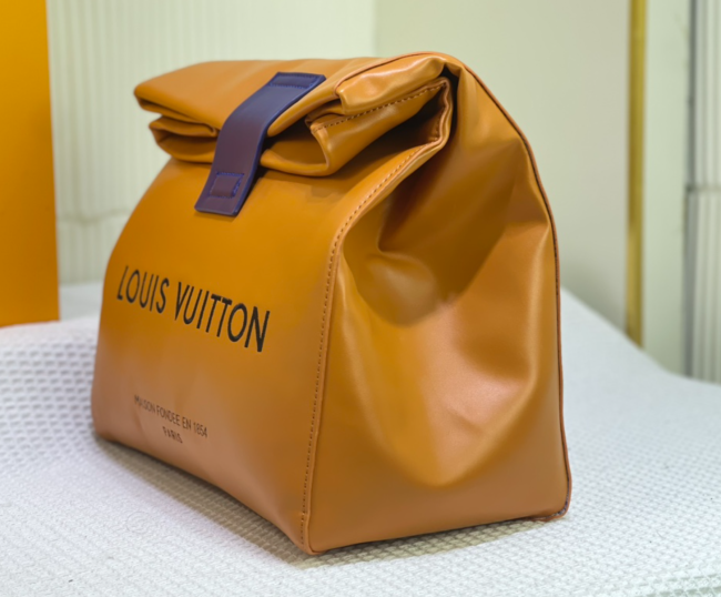 High Qualitty Bag No Box #LOV