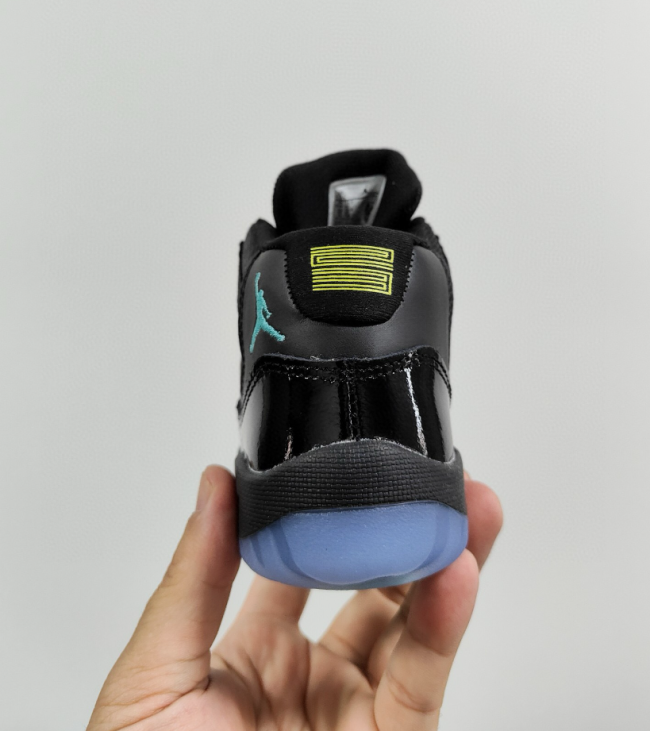 Fashion Kids Shoes wih Box #NIK