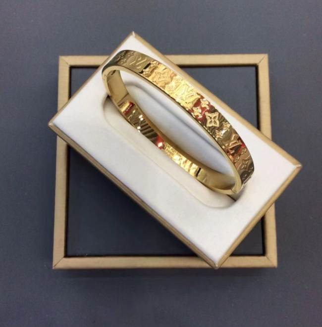 Fashion Bracelets No Box #LOV