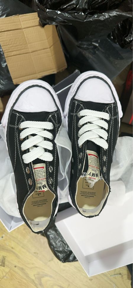 Fashion MMY Shoes with Box