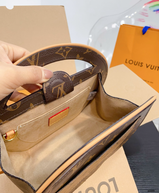  High Quality Bag with Box #LOV