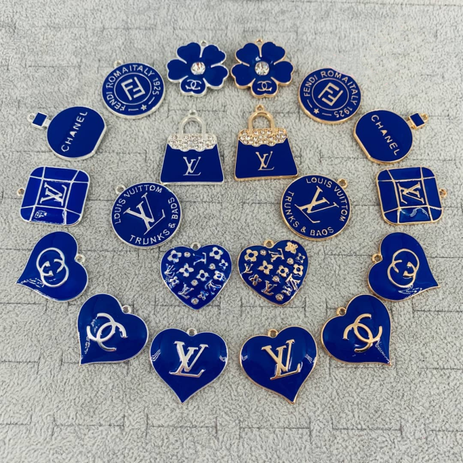 Wholesale Charms 20 pcs #CHN #LOV