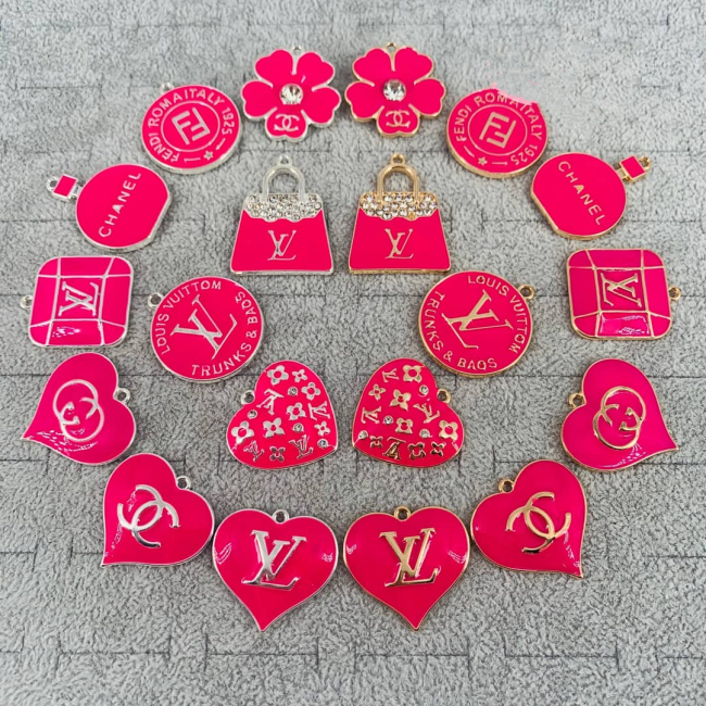 Wholesale Charms 20 pcs #CHN #LOV