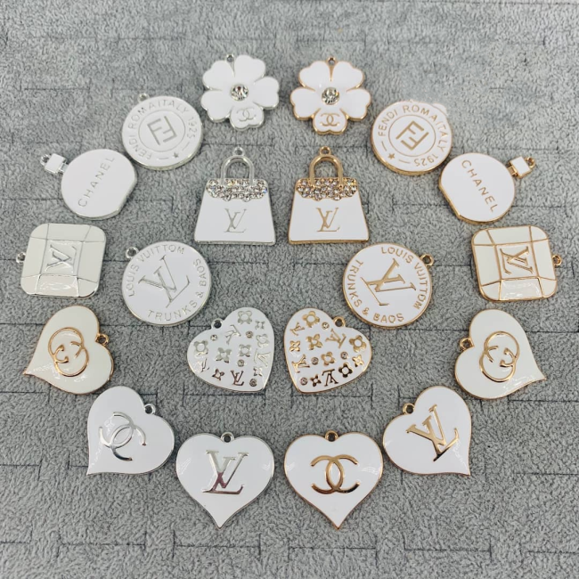 Wholesale Charms 20 pcs #CHN #LOV