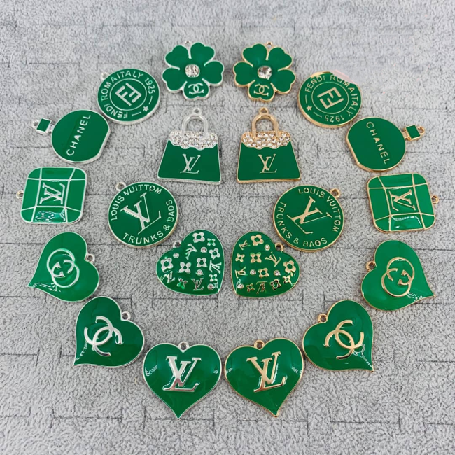 Wholesale Charms 20 pcs #CHN #LOV