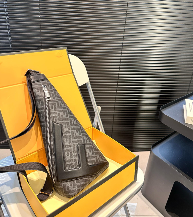  High Quality Men's Chest Bag with Box #FEI