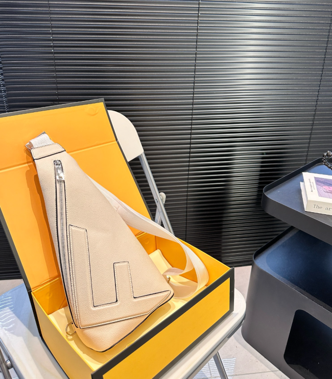  High Quality Men's Chest Bag with Box #FEI