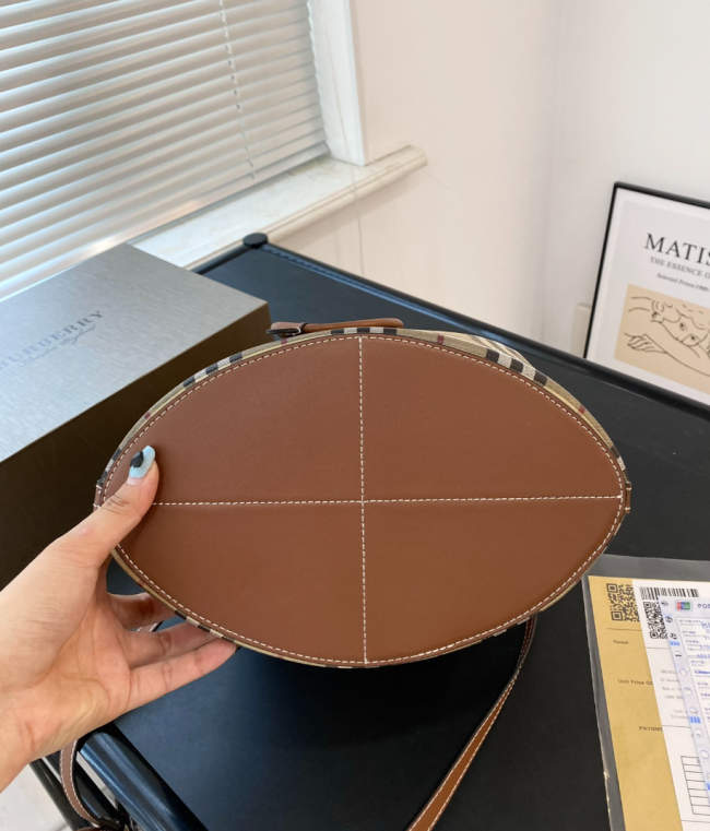 Fashion Bucket Bag with Box #BUR