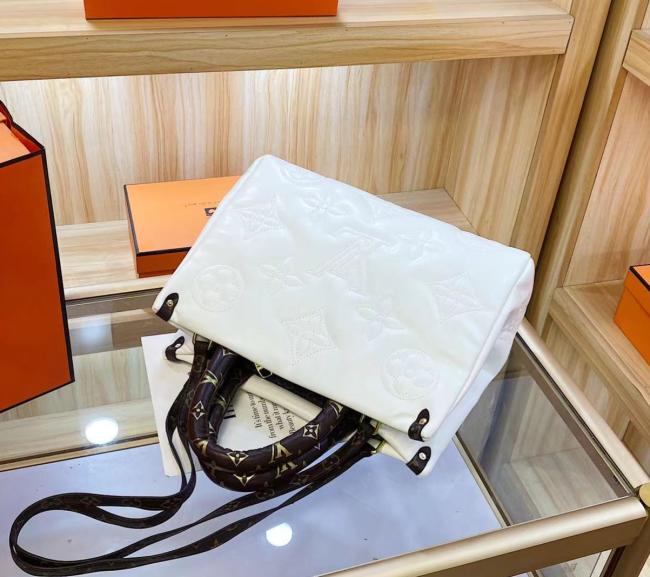  Women Fashion Big Tote Puffy Bag #LOV