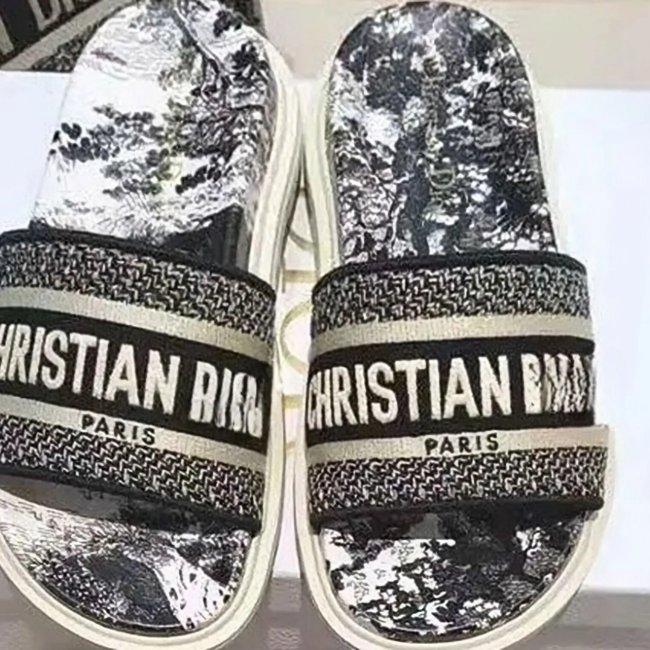 Fashion Slides with Box #DIO