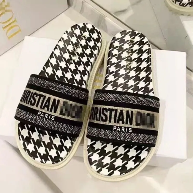 Fashion Slides with Box #DIO