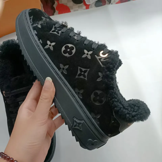 High Quality Furry Shoes with Box #LOV