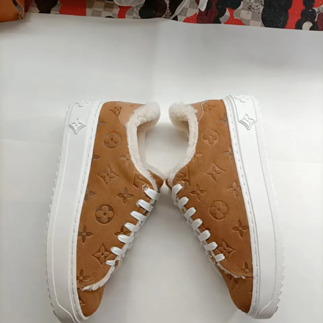 High Quality Furry Shoes with Box #LOV