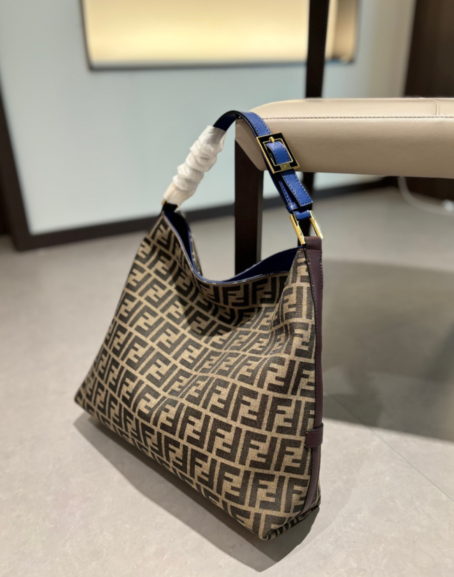  High Quality Bag No Box Size 37*33cm #FEI