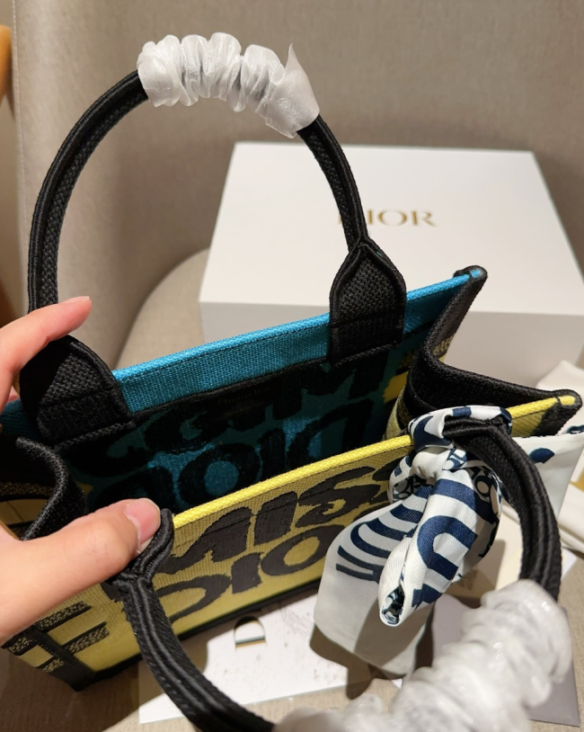 High Quality Tote Bag with Box  Size 26*20cm #DIO