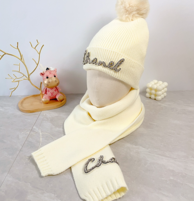 Fashion Scarf with Hat Set #CHN #DIO