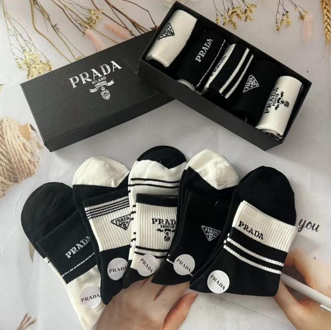 Fashion Women One Box of Sock