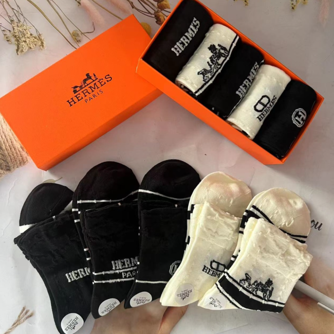 Fashion Women One Box of Sock