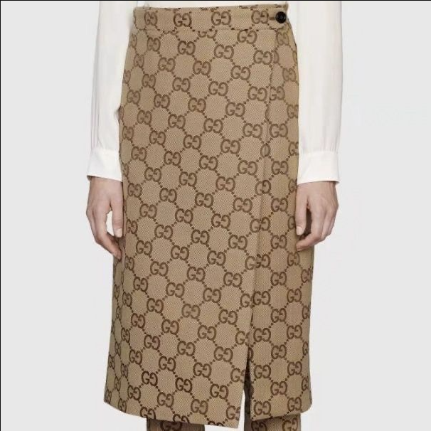 High Quality Skirt with Tags #GUI