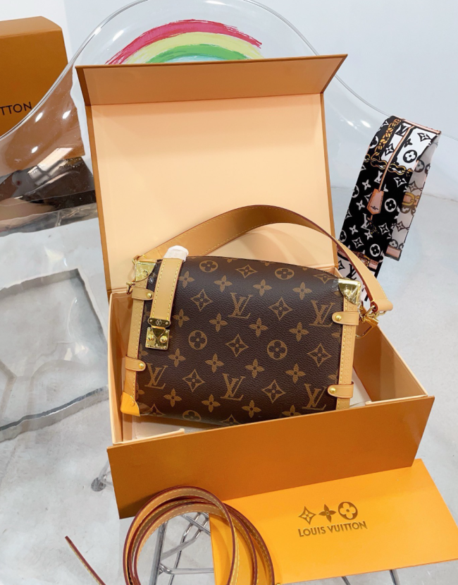 Women High Quality Bag with Box #LOV