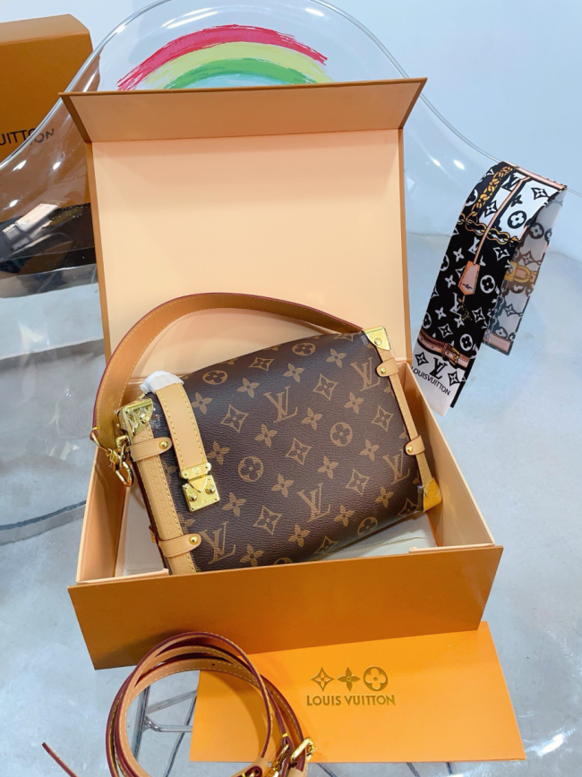 Women High Quality Bag with Box #LOV