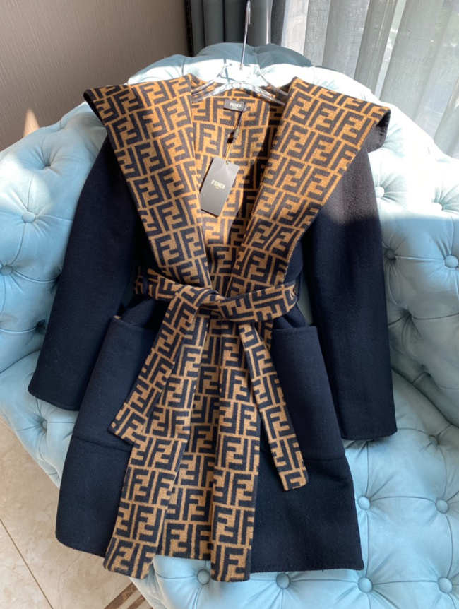 High Quality Coat with Tags #FEI