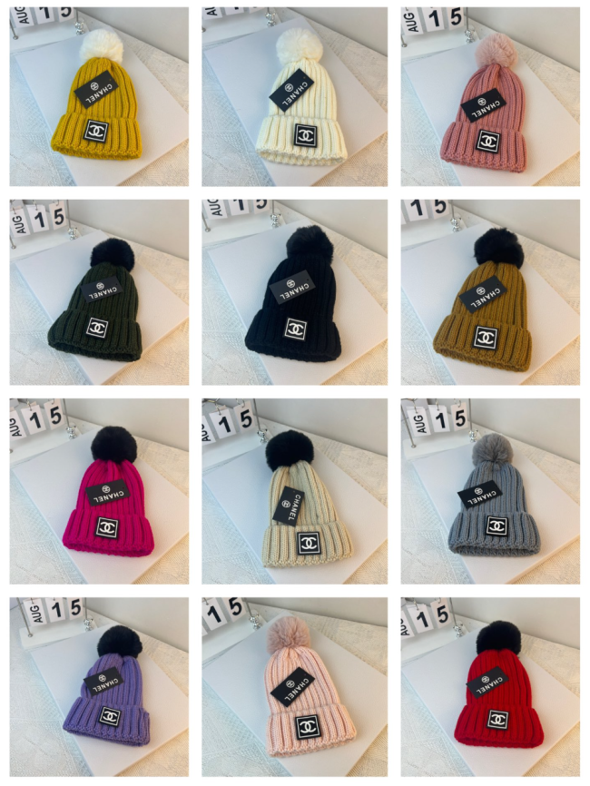 Women Fashion Hat with Tags #LOV #GUI