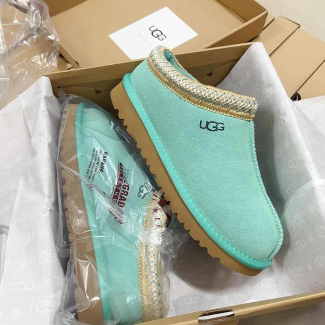 Women Fashion Shoes with Box #UG