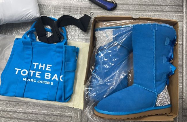 Women Winter Boots with Bag Set Free Shipping #UG