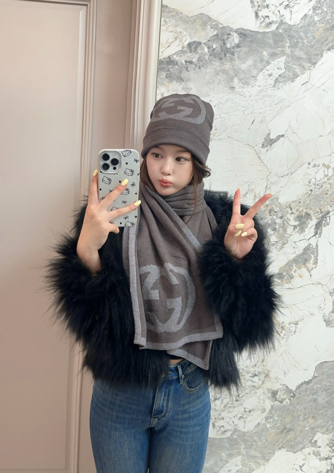 Fashion Scarf with Beanies Hat #GUI