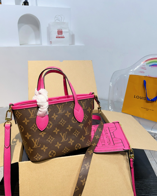 High Quality Mini Tote Bag Size 18*15cm #LOV