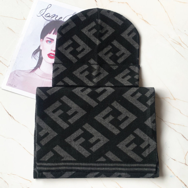 Fashion Scarf with Hat Set #LOV #GUI#DIO