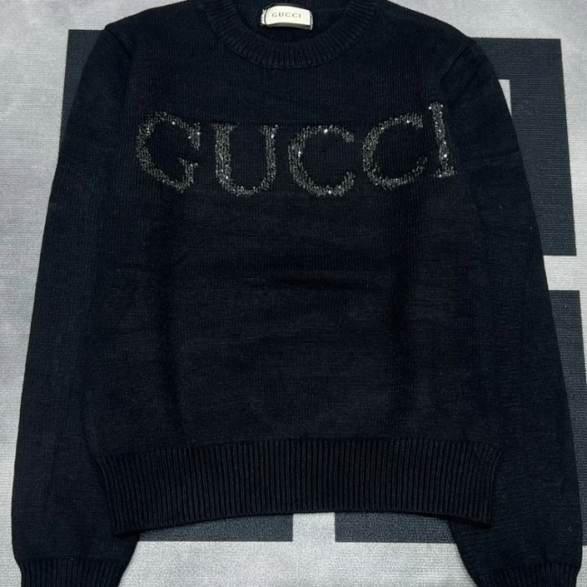 High Quality Sweater with Tags #GUI