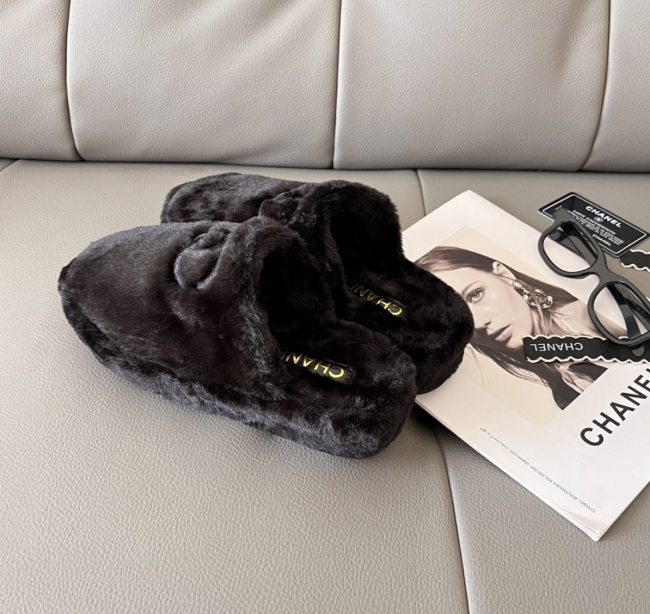 Fashion Furry Winter Slides with Box #CHN