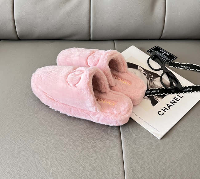 Fashion Furry Winter Slides with Box #CHN