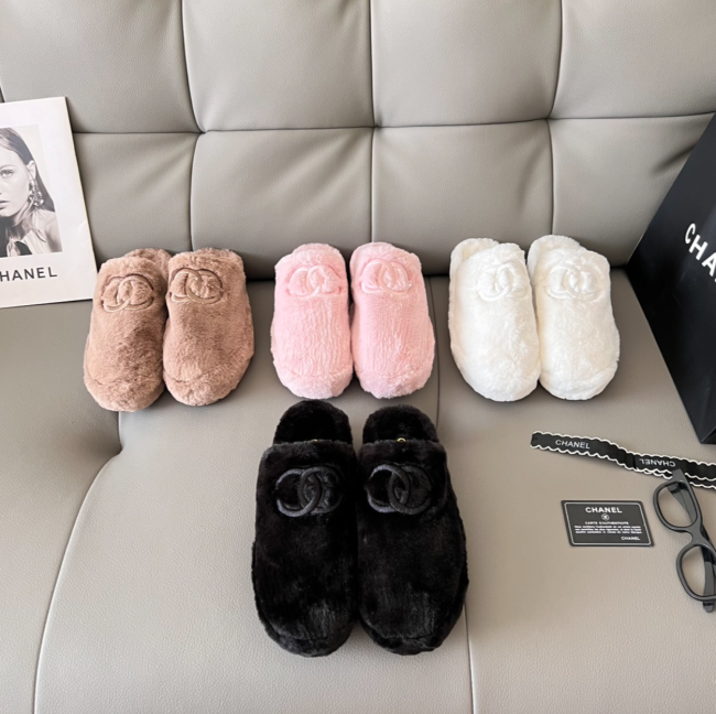 Fashion Furry Winter Slides with Box #CHN