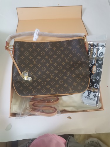 Quality Bag with Box Size 34*28  #LOV