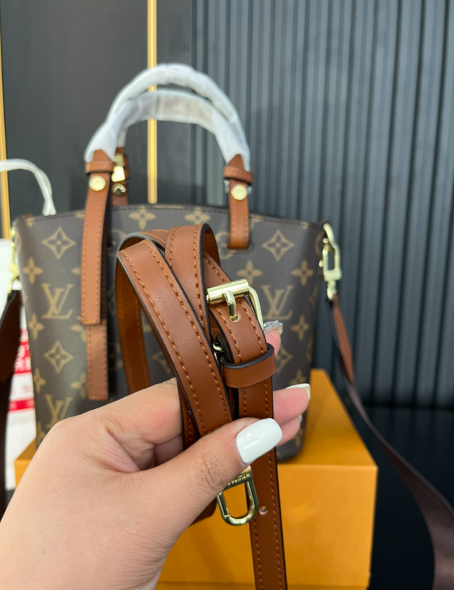 High Quality Bag With Box #LOV