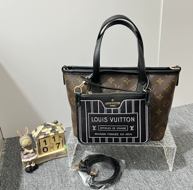 Women Fashion Bag No Box #LOV