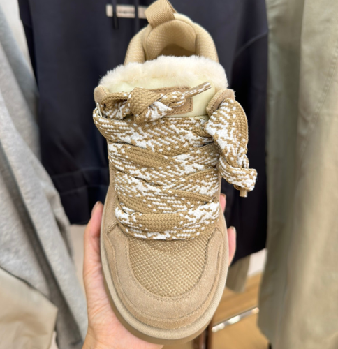 Quality Shoes with Box Size 5-12 #UG