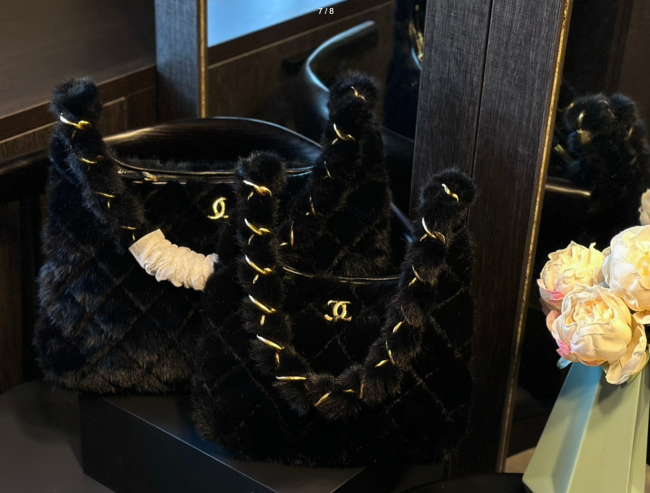 High Quality Furry Bag With Box #CHN