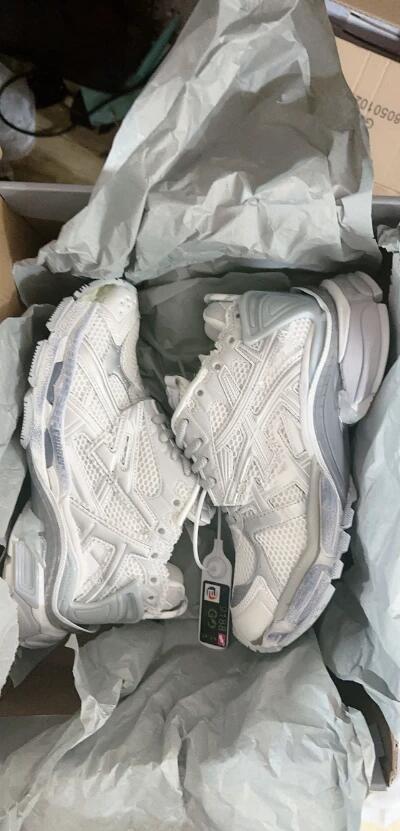 OUTLET Shoes with Box Free Shipping  