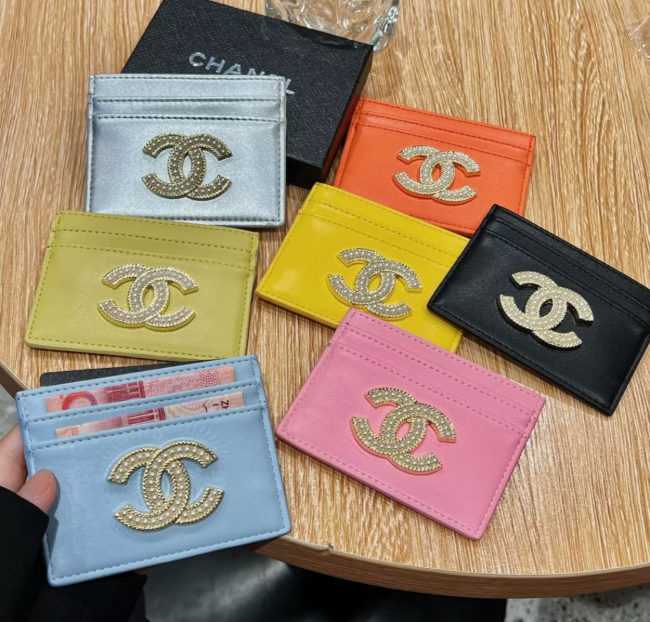 Fashion Card Wallet #CHN  #LOV  #GUI