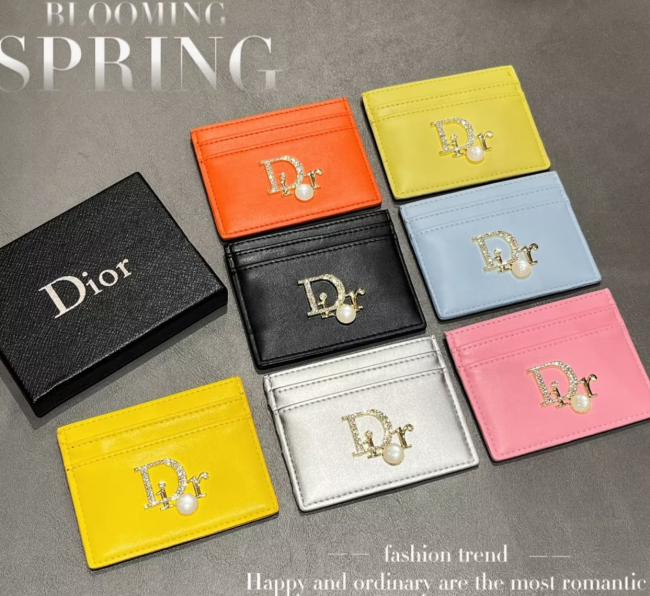 Fashion Card Wallet #CHN  #LOV  #GUI