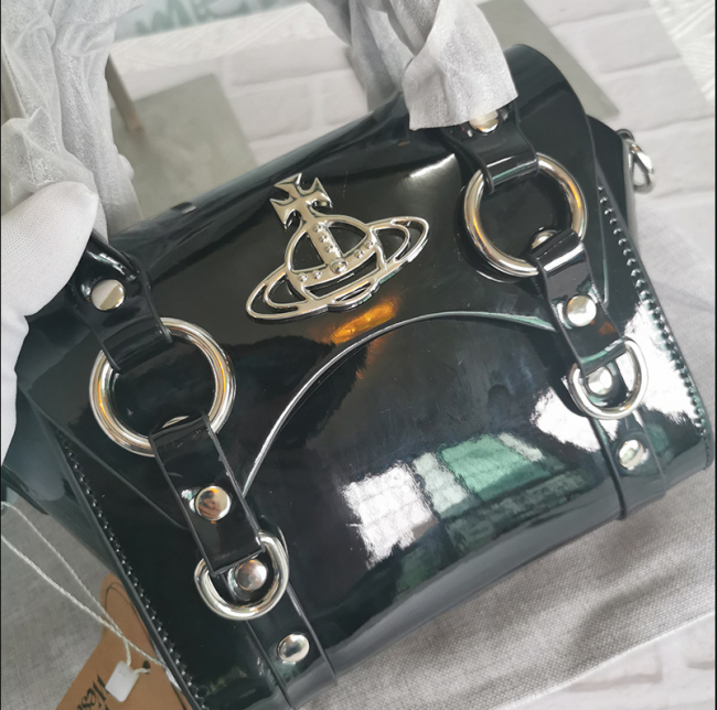 Vivian Westwood Bag #NOO