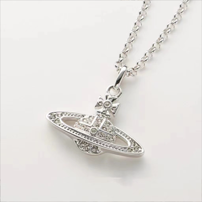 Vivian Westwood Necklace with Box  