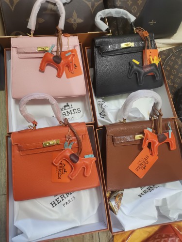 Hermes Kelly Bag with Box