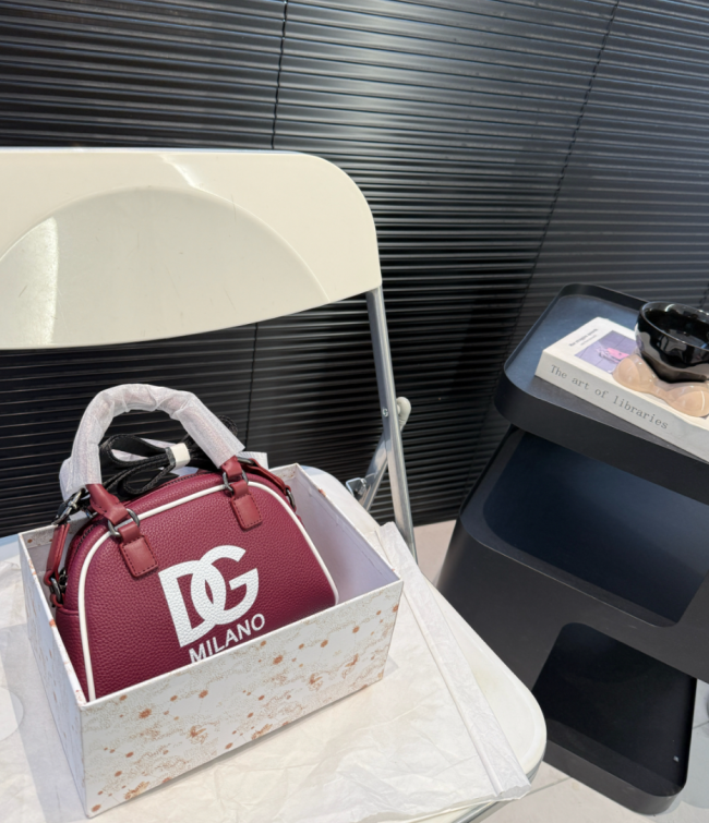 Quality DG Bag with Box 