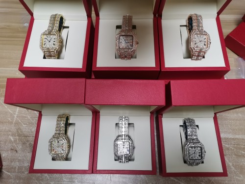 High Quality Watch with Box