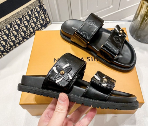 Quality Shoes with Box 